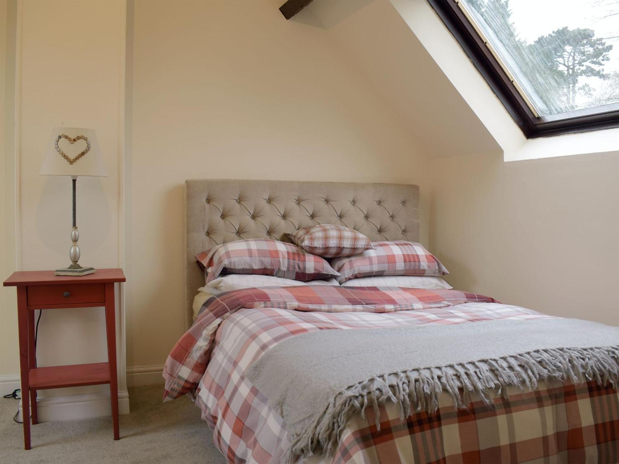 The Boyne Arms Cottage Burwarton Экстерьер фото